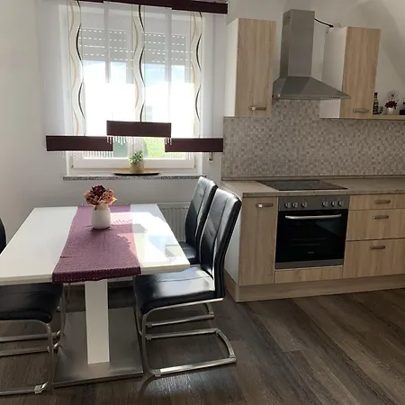 Reischl Apartman *